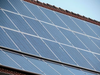 Aide : échanger amiante contre panneaux photovoltaïques