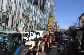 « Laissez-nous produire »